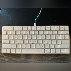 Magic Keyboard 1